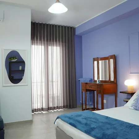 Sulle Tracce Di Federico Bed & Breakfast *