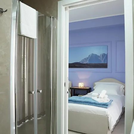 Sulle Tracce Di Federico Bed & Breakfast *